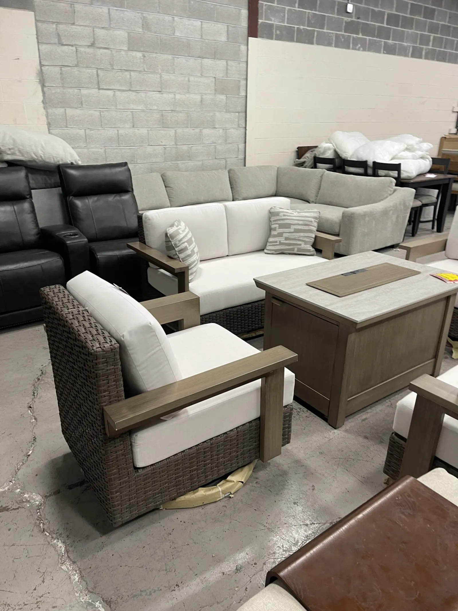 Agio Juniper 5-piece Outdoor Fire Seating Set - Image 2