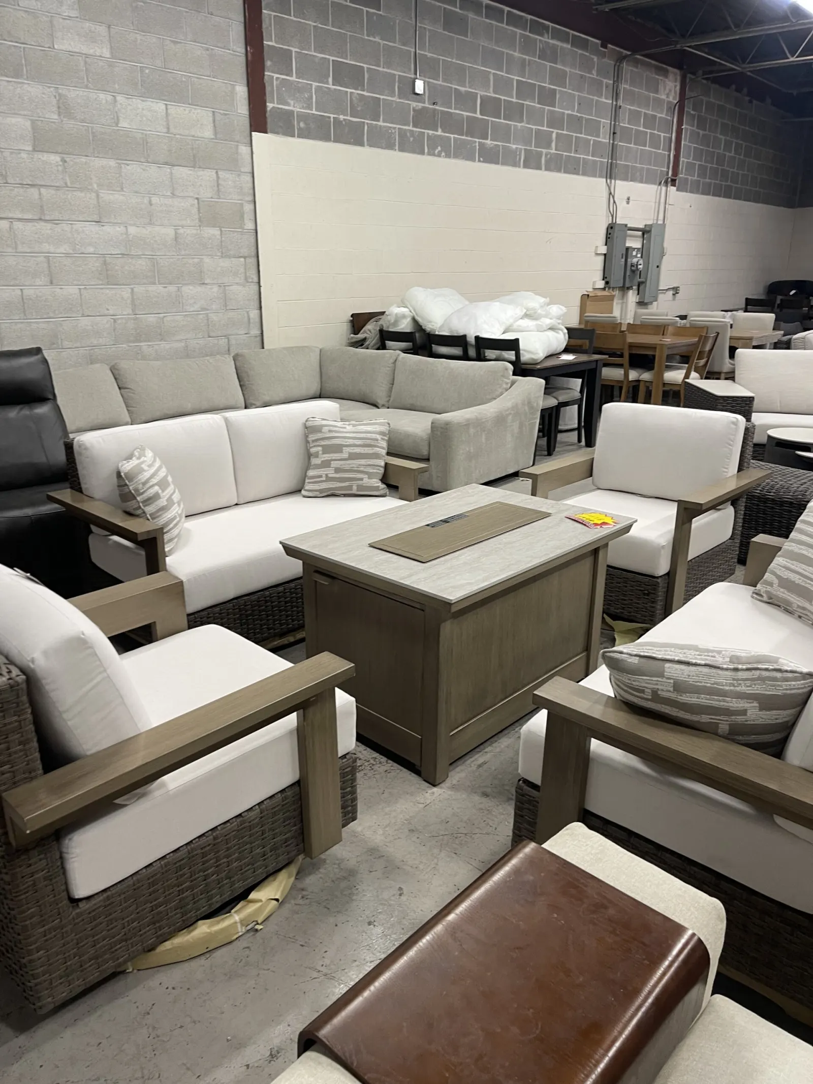 Agio Juniper 5-piece Outdoor Fire Seating Set - Image 4