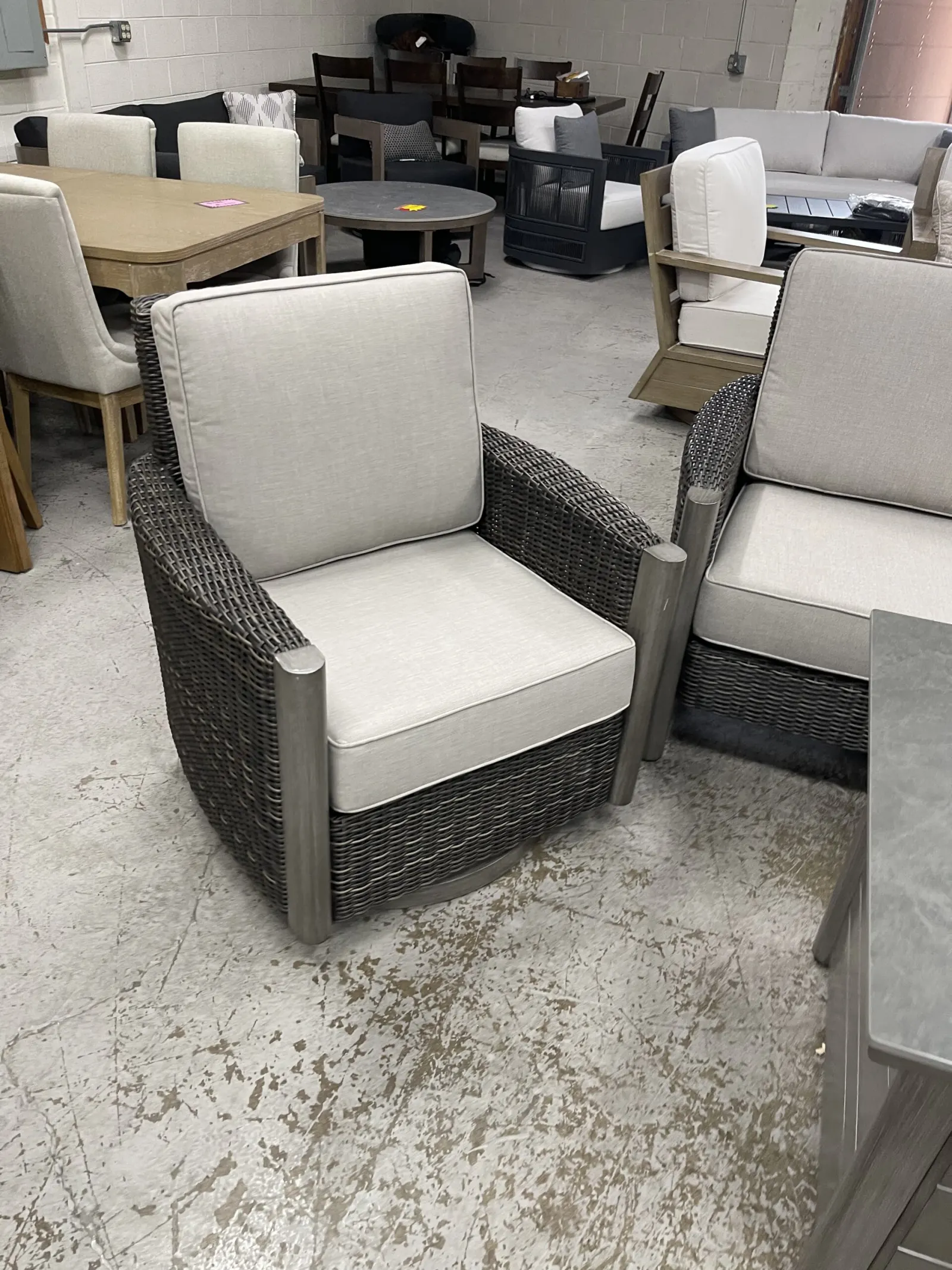 Agio Parkfield 4-piece Outdoor Fire Chat Set - Image 3