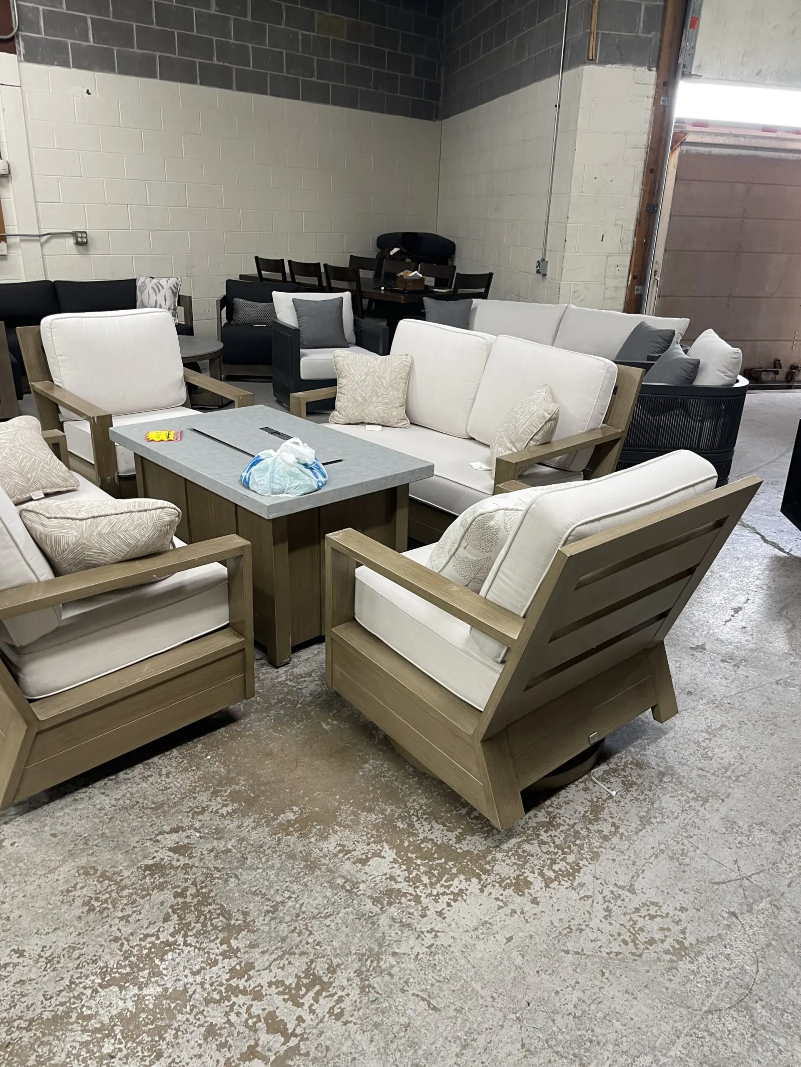 Agio Valmar 5-piece Outdoor Patio Fire Seating Set - Image 2