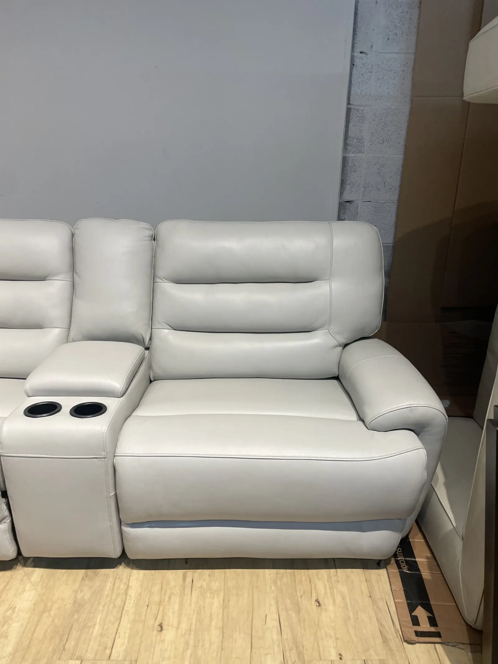 Aubrey 7 Piece Leather Power Zero Gravity Reclining Sectional With Power Headrests - Image 2