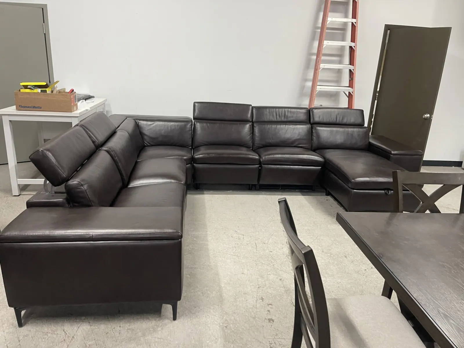 Barcalounger Bradford 6 Piece Leather Reclining Sectional - Image 10