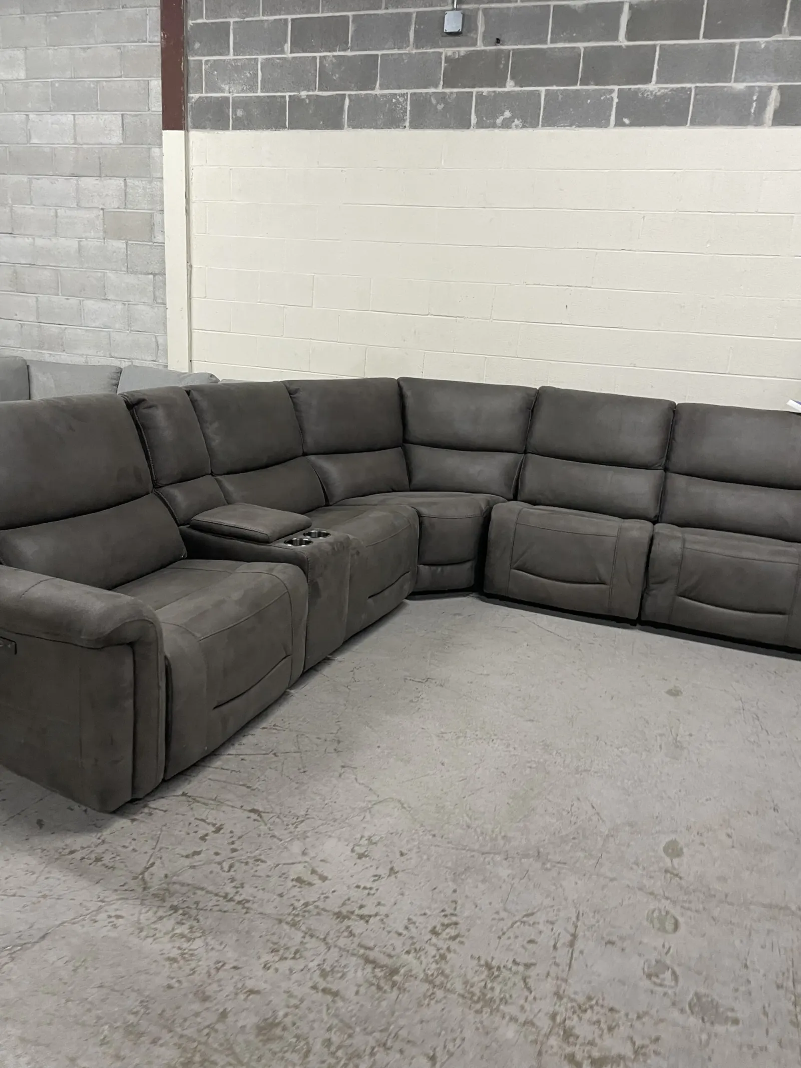Carlin Fabric Power Reclining Sectional With Power Headrests - Image 2