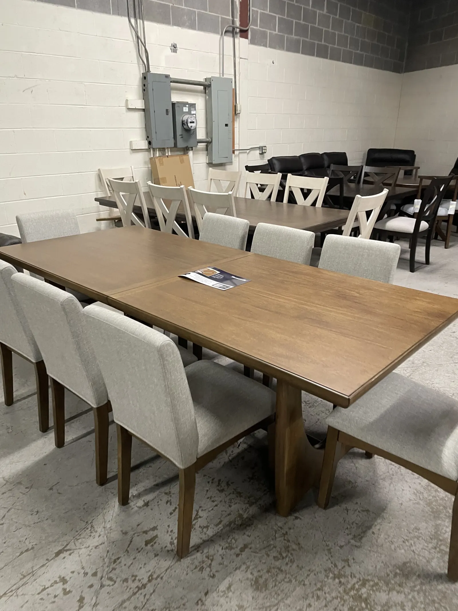 Carmel Valley Dining Table And 8 Chairs - Image 8