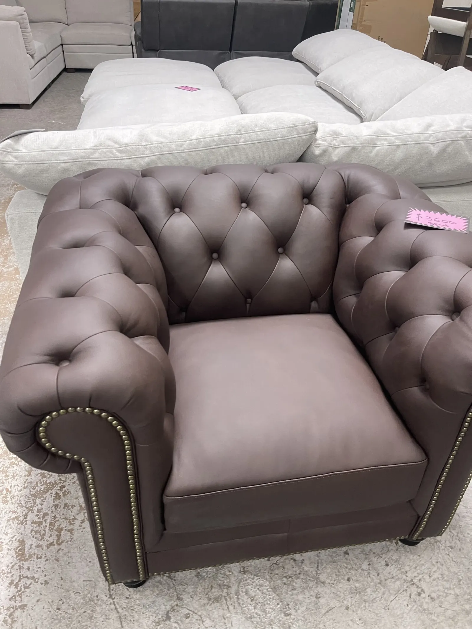 Culver 3 Piece Leather Chesterfield Set - Image 6