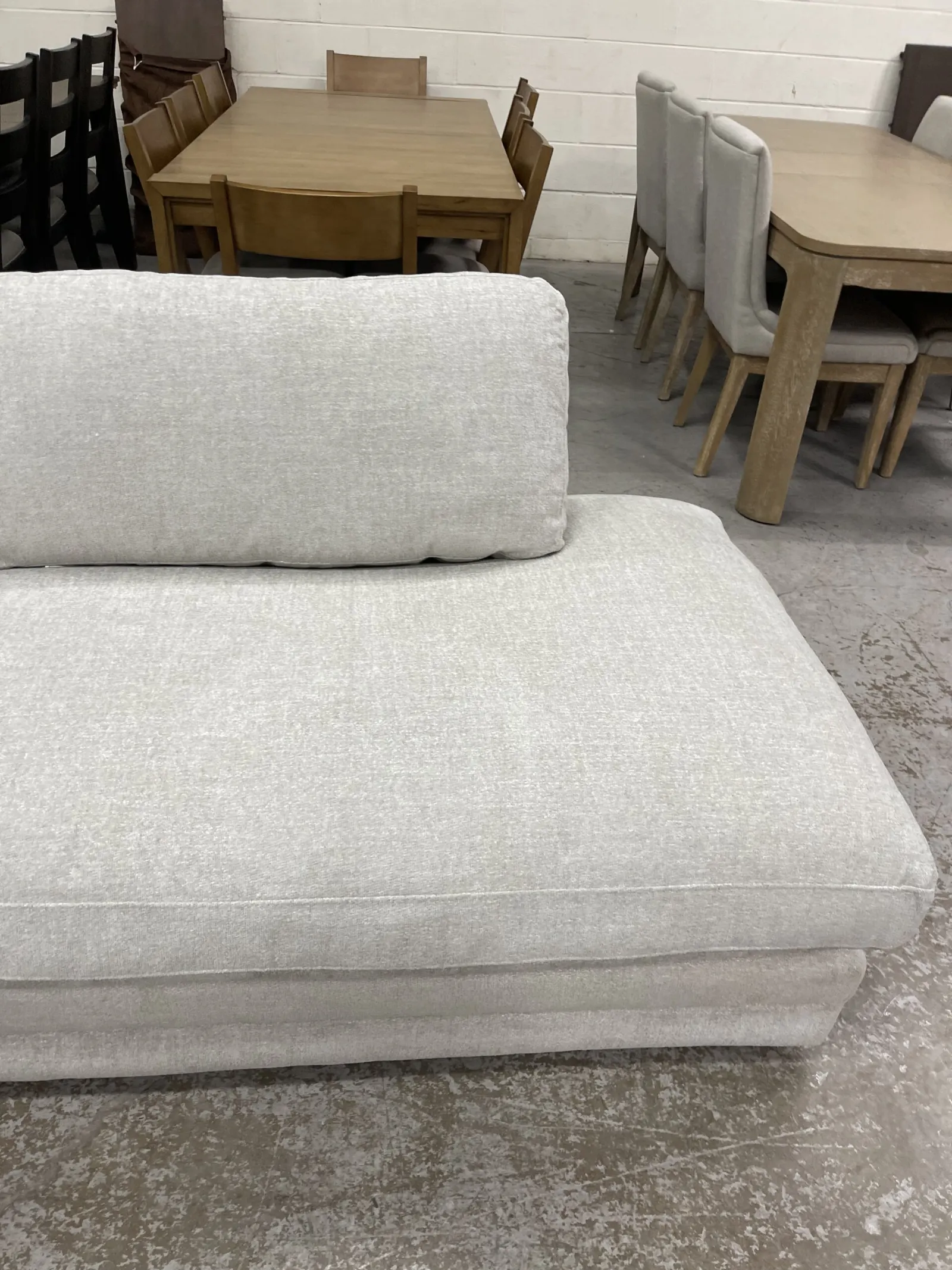 Derry Fabric Sectional - Image 8