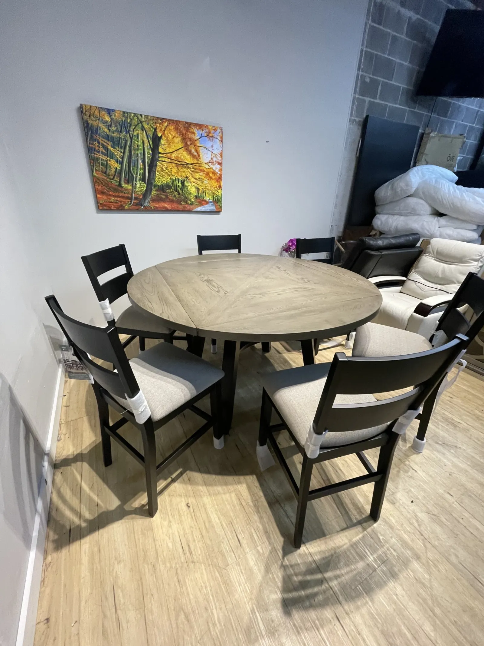Easton 7-piece Square to Round Counter Height Dining Set - Image 5