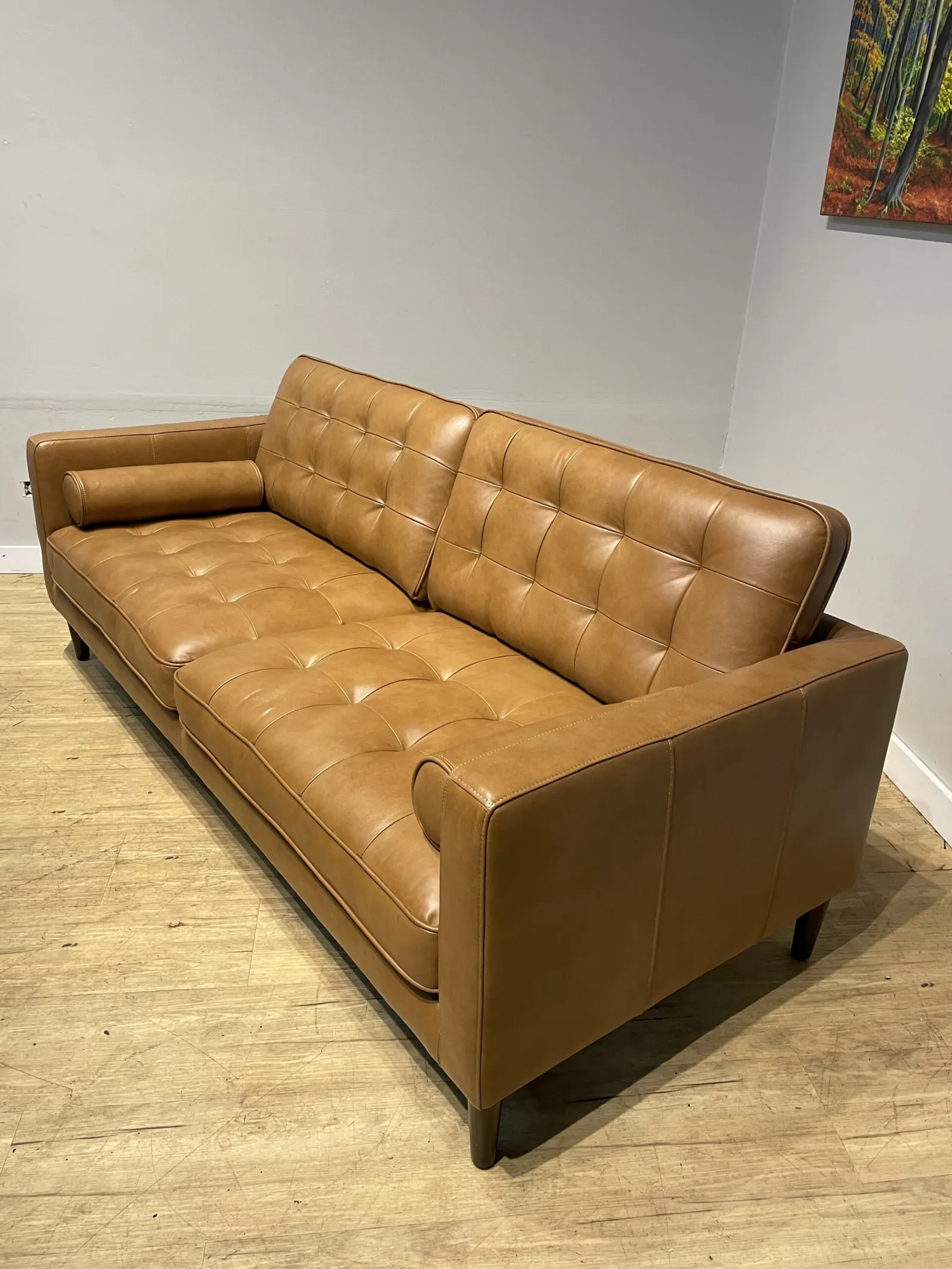 Harstine Leather Sofa - Image 4