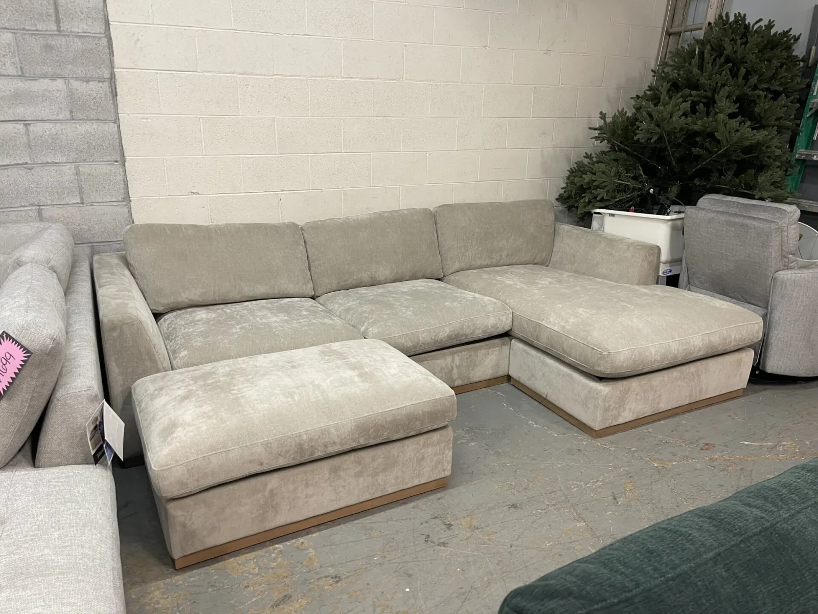 Henredon Caley Reversible Sofa Chaise With Ottoman - Image 2