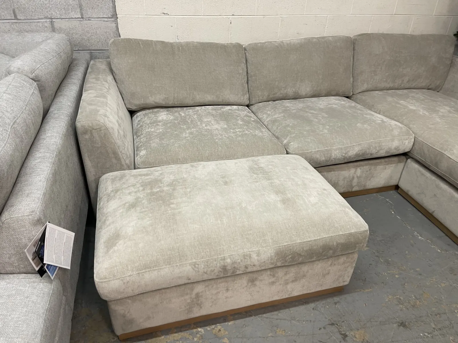 Henredon Caley Reversible Sofa Chaise With Ottoman - Image 3