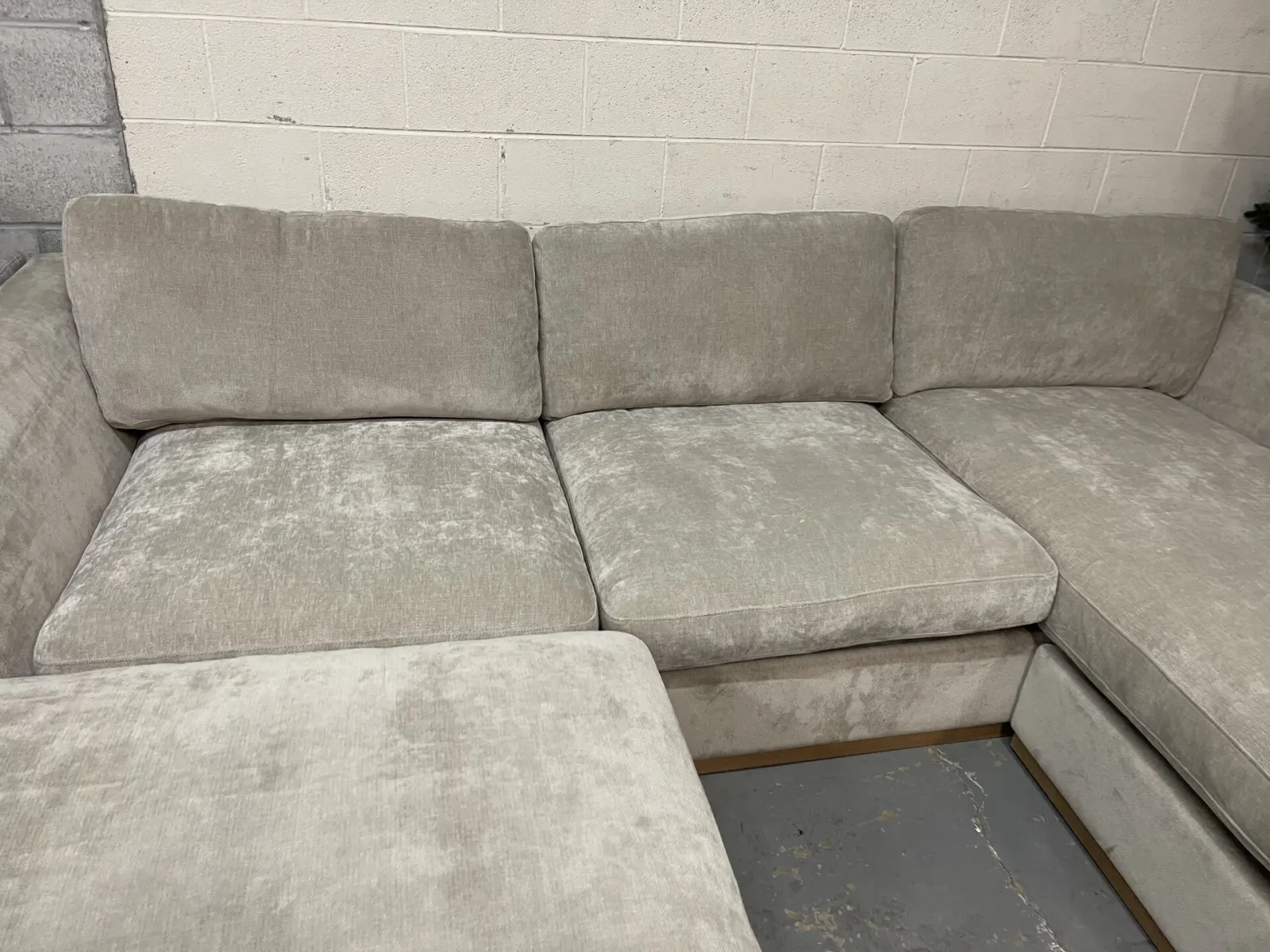 Henredon Caley Reversible Sofa Chaise With Ottoman - Image 4