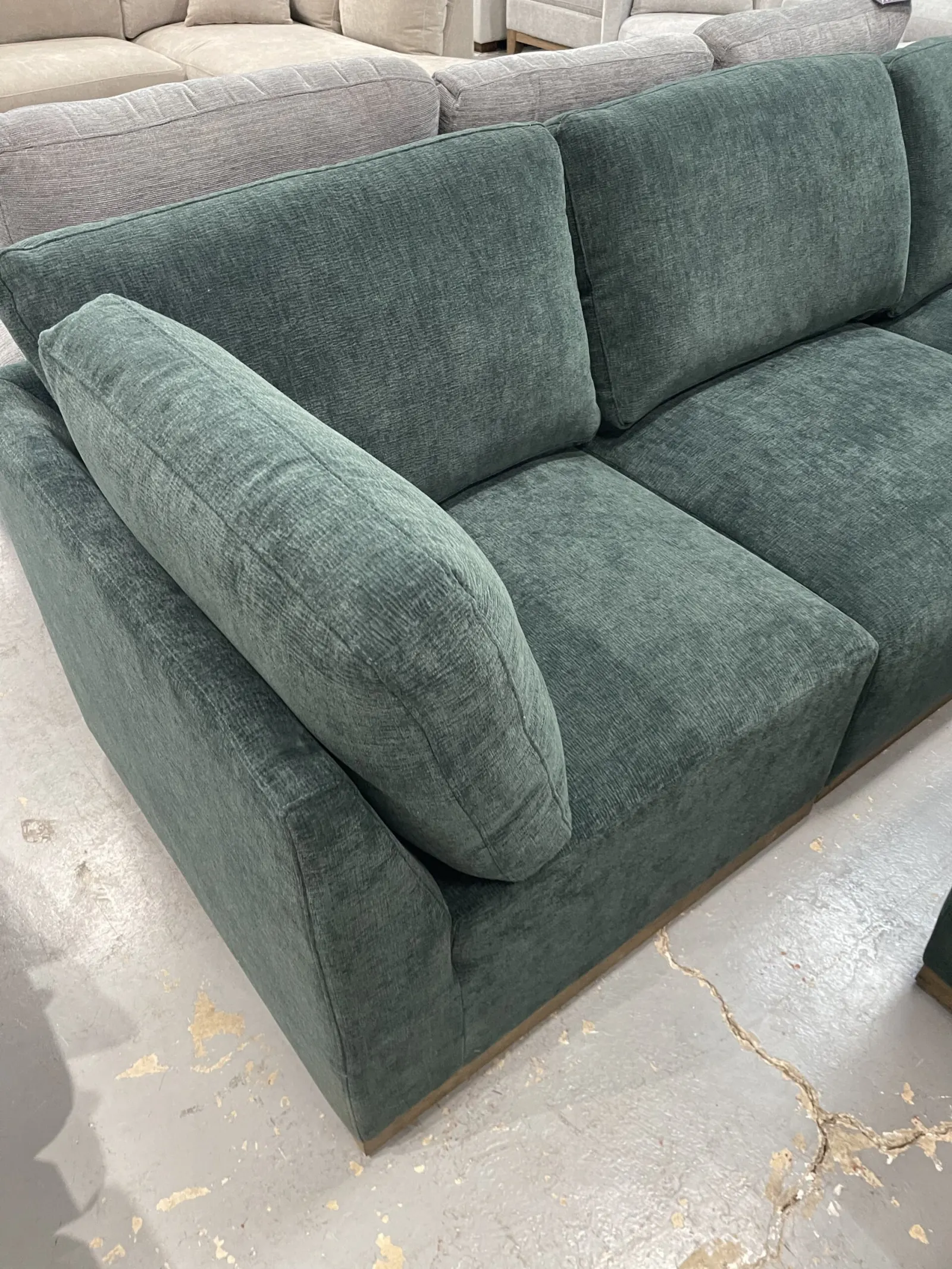 Henredon Murphy Fabric 6 Piece Modular Sectional With Ottoman Green - Image 5