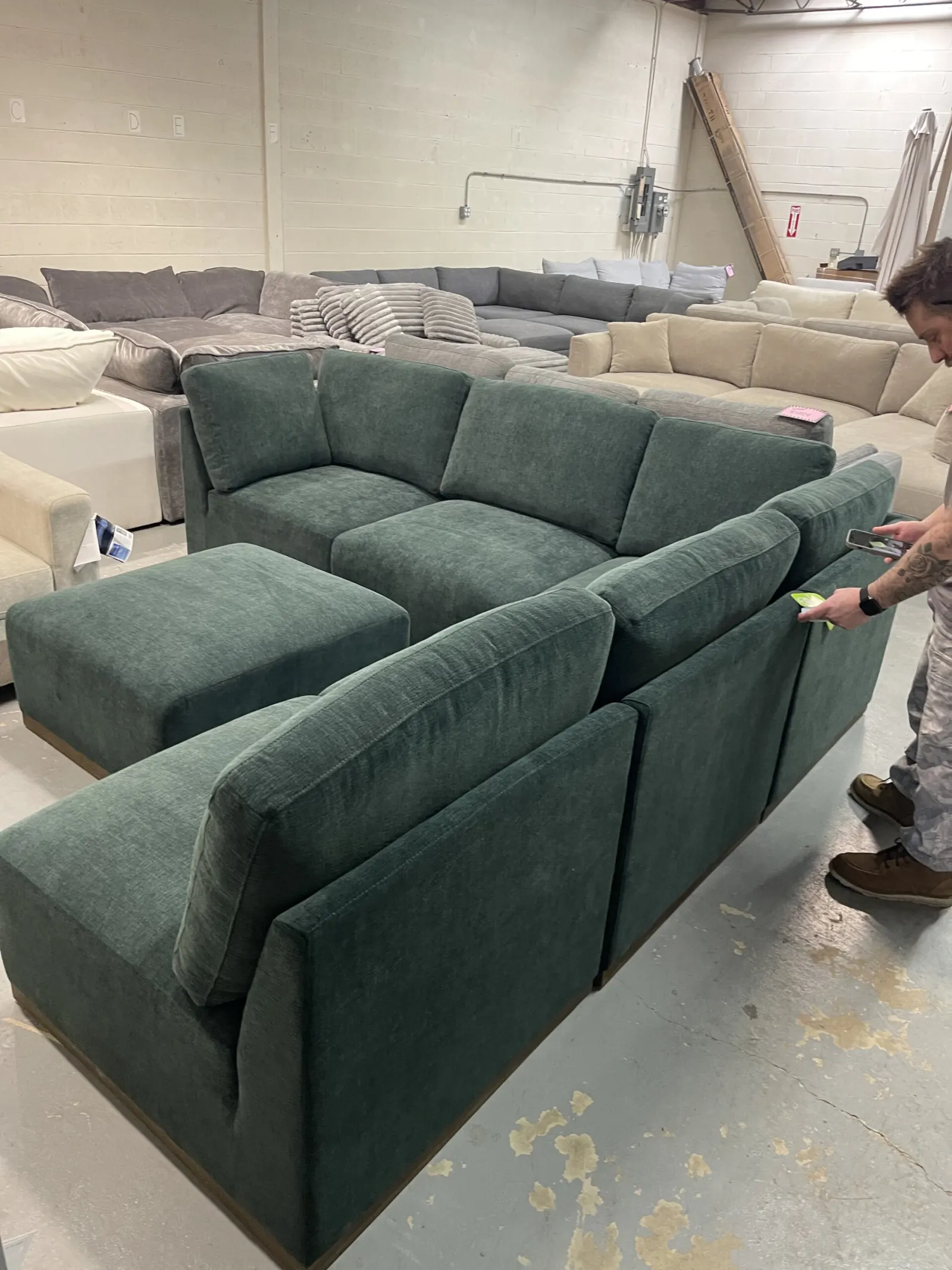 Henredon Murphy Fabric 6 Piece Modular Sectional With Ottoman Green - Image 11