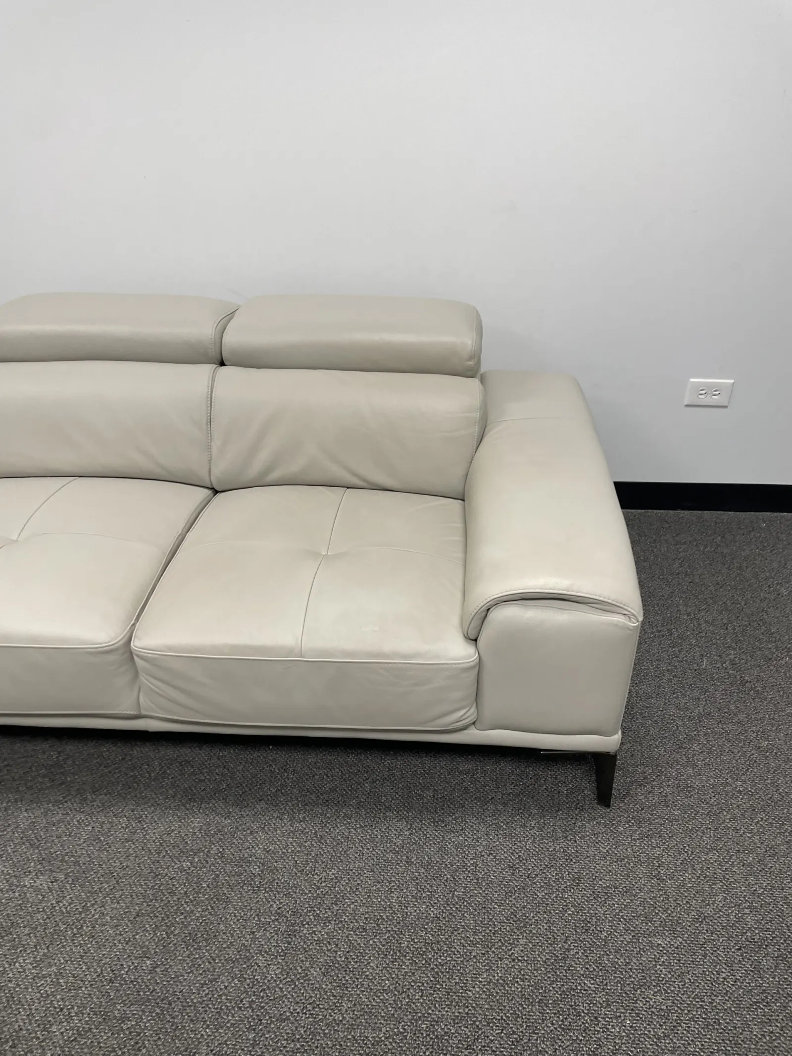 Kimora Top Grain Leather Sofa And Loveseat Set - Image 7