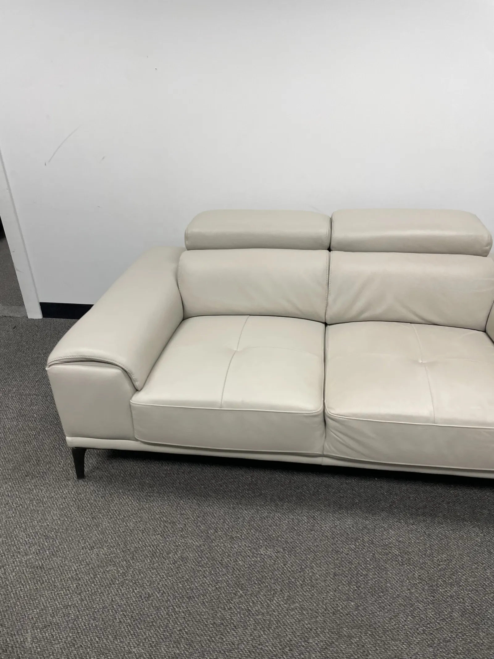 Kimora Top Grain Leather Sofa And Loveseat Set - Image 8