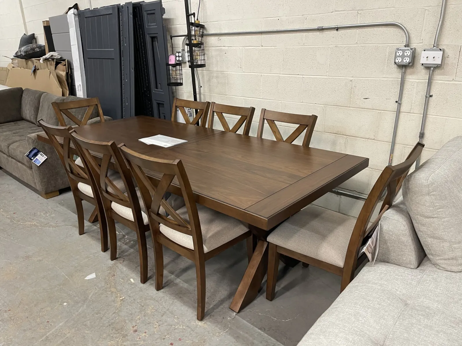 Lathan Dining Table And 8 Chairs 9 Piece Set - Image 2