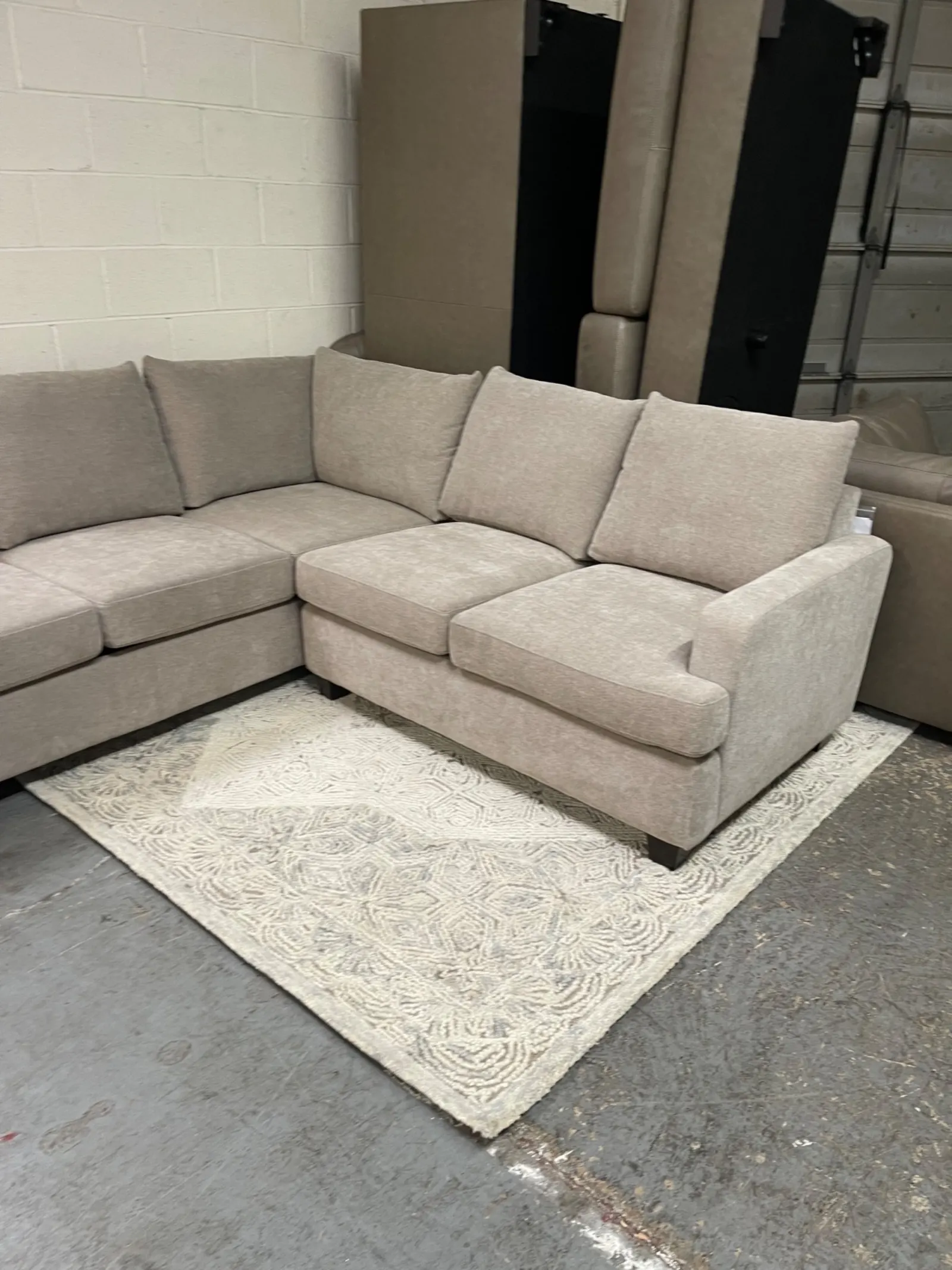 Sonia Fabric Sectional - Image 3