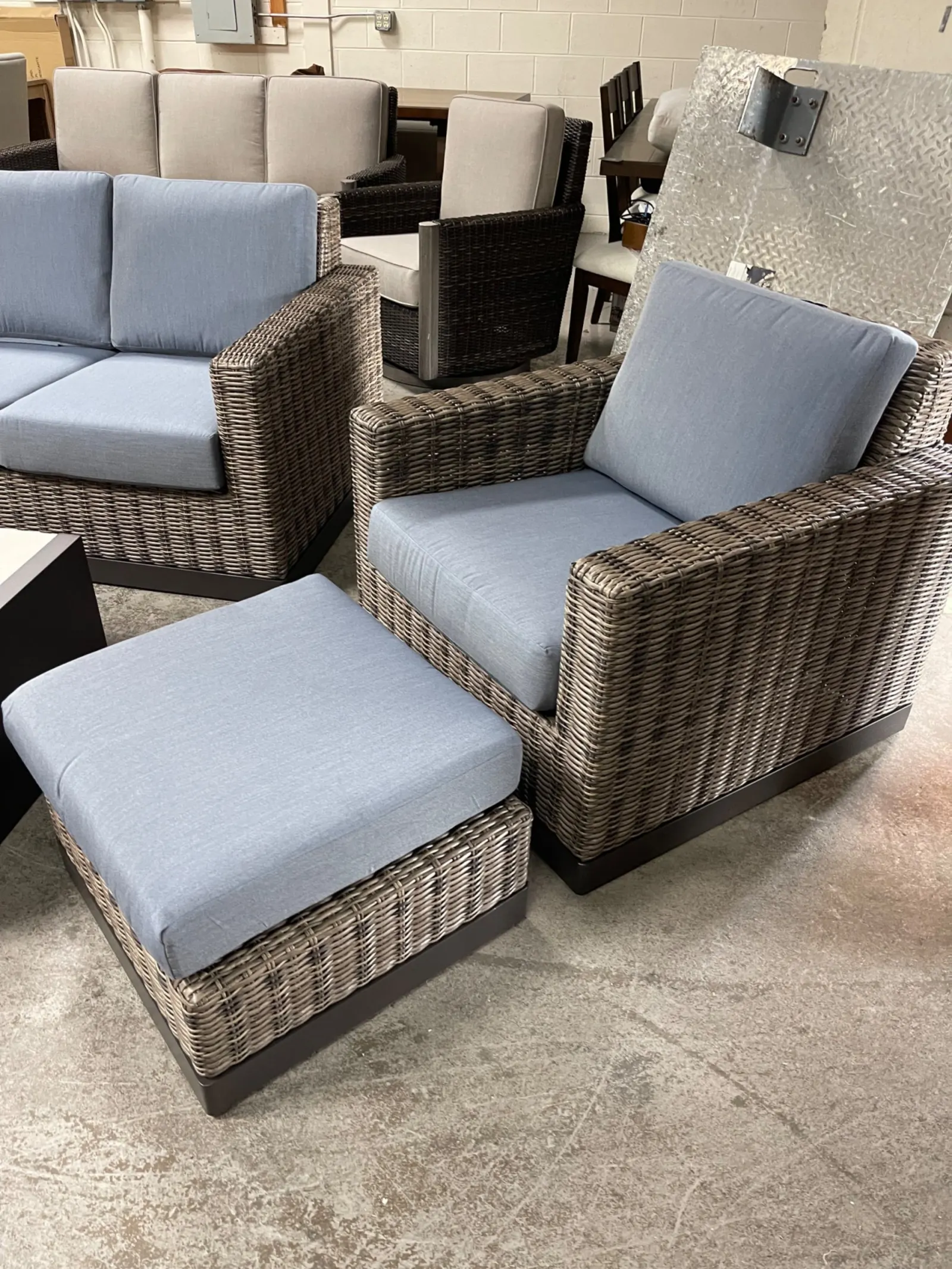 SunVilla Knox 6-piece Outdoor Patio Seating Set - Image 3
