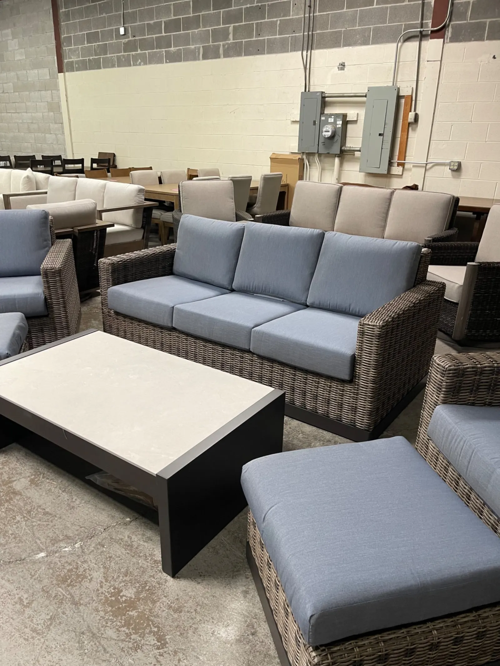 SunVilla Knox 6-piece Outdoor Patio Seating Set - Image 4