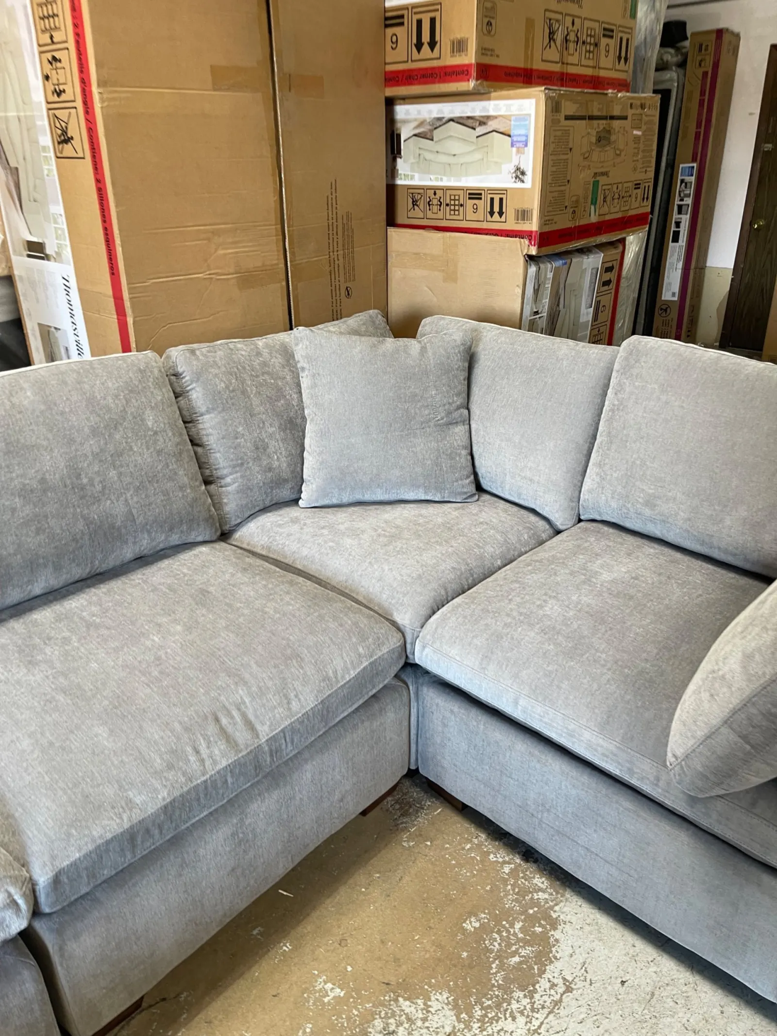Thomasville Lowell 6-piece Fabric Modular Sectional, Dark Gray - Image 6
