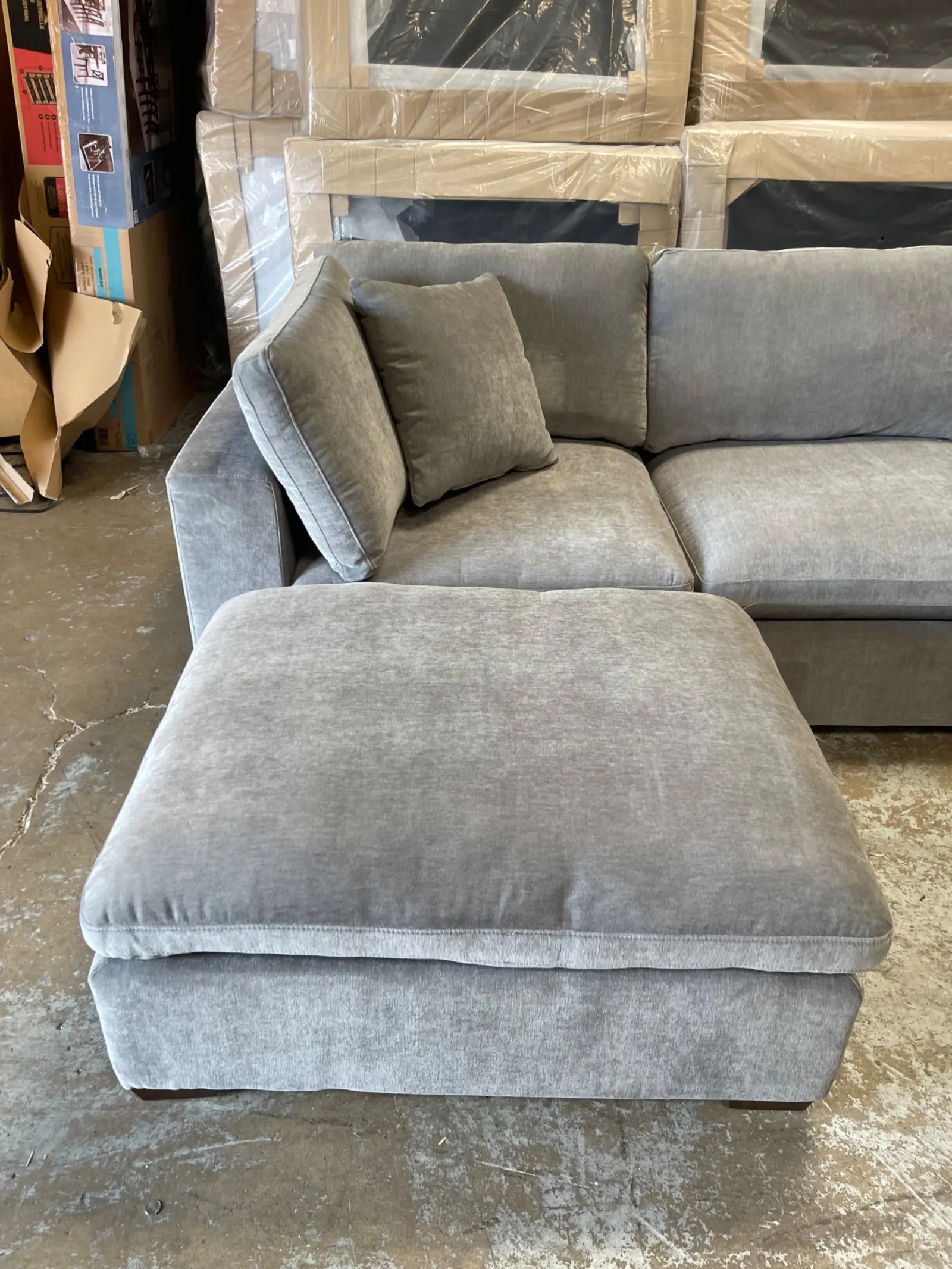 Thomasville Lowell 6-piece Fabric Modular Sectional, Dark Gray - Image 10