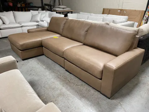 Veronella 3-Piece Sectional With Chaise